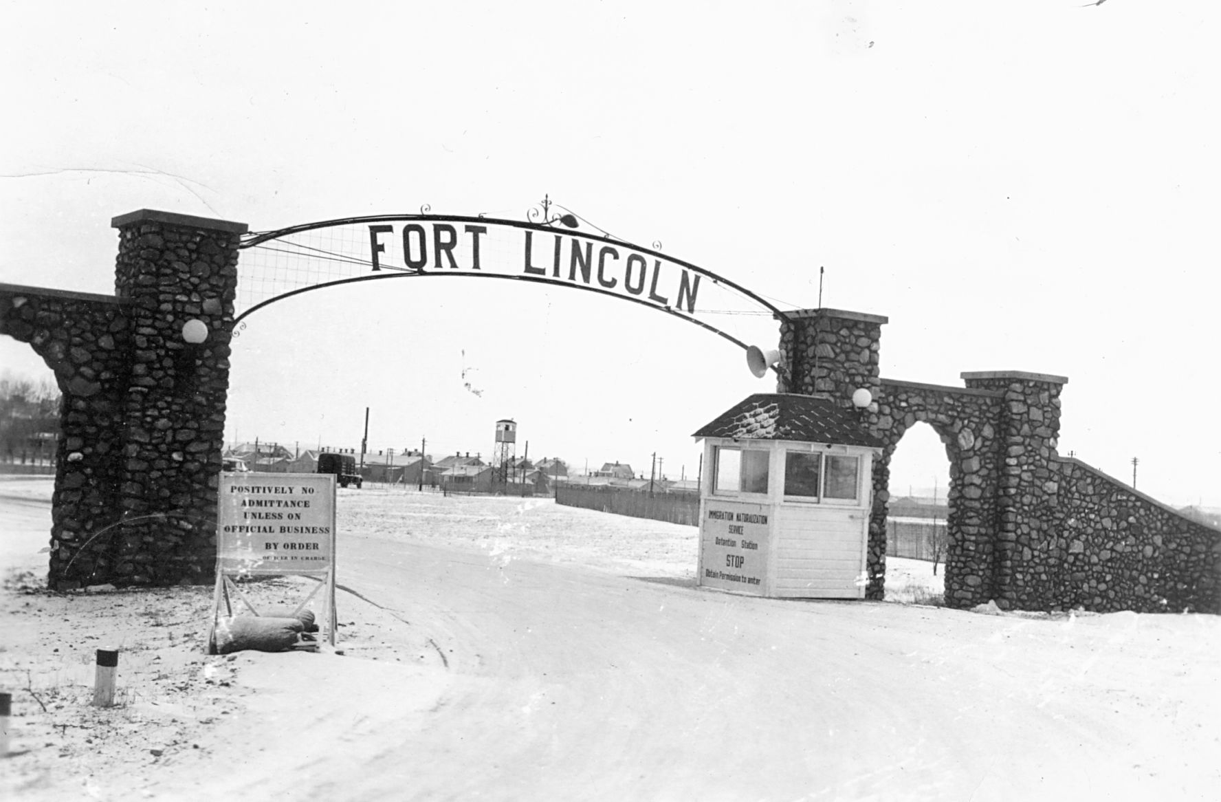 Ft. Lincoln front gate